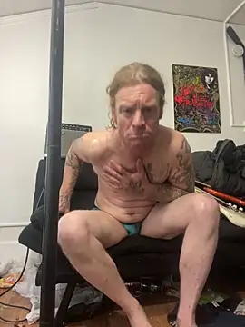 Snapshot of Spiffybiff6hghhb chatting on 12.14.25 Spiffybiff6hghhb online show from 12.14.25