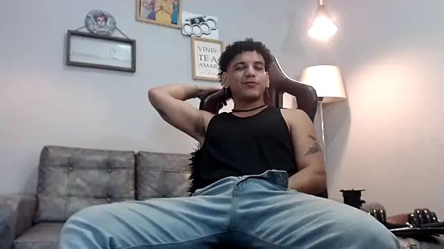 Xfire boy69 online show from 11.25.25