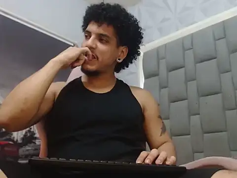 Xfire boy69 online show from 02.16.26