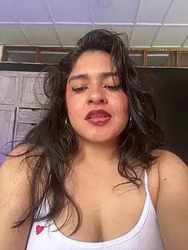 EmilyNoir1 online show from 04.18.26