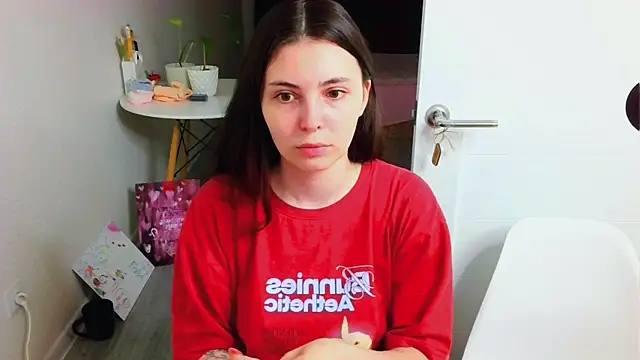 Snapshot of peachyness chatting on 07.26.26 peachyness online show from 07.26.26