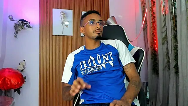 Darwin mayo online show from 09.25.25