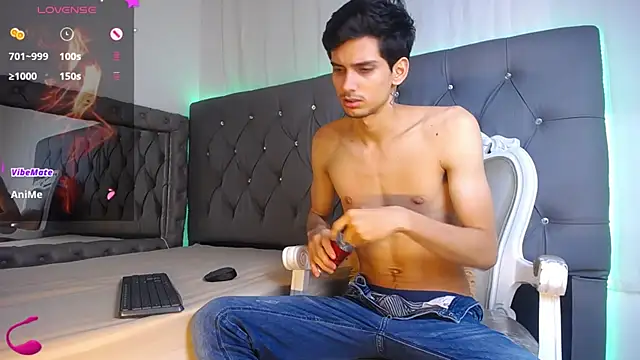 Sebalexis7 online show from 10.02.25