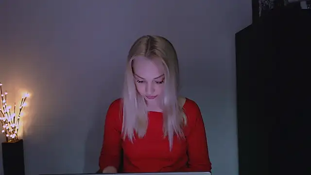 Snapshot of Lia_noo_regrets chatting on 04.06.26 Lia noo regrets online show from 04.06.26