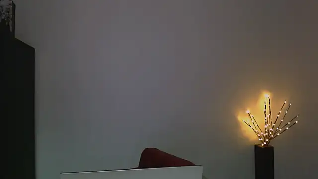 Snapshot of Lia_noo_regrets chatting on 04.21.26 Lia noo regrets online show from 04.21.26