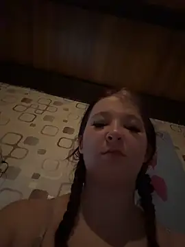 SweetTeenGirl online show from 02.23.26