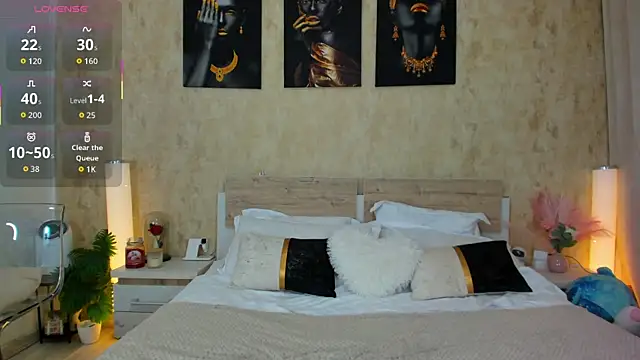 ParissHiltonX online show from 10.28.25