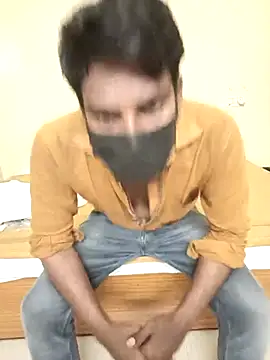 Snapshot of Hunter-Telugu chatting on 04.08.26 Hunter-Telugu online show from 04.08.26