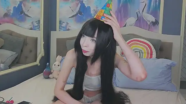 Snapshot of Evelyn_Neal chatting on 11.06.25 Evelyn Neal online show from 11.06.25