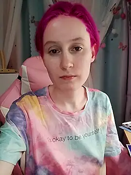 Fuzzy Unicorn online show from 11.04.25