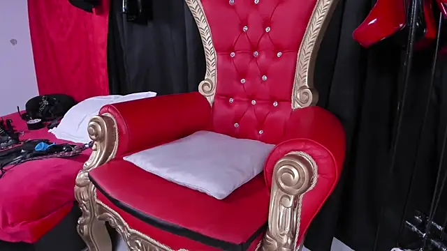 Snapshot of LiliThara chatting on 02.02.26 LiliThara online show from 02.02.26