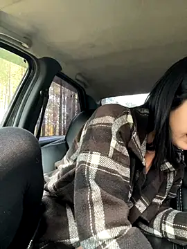 Snapshot of MiraReach chatting on 09.13.25 MiraReach online show from 09.13.25