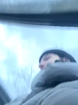 Snapshot of MiraReach chatting on 11.21.25 MiraReach online show from 11.21.25