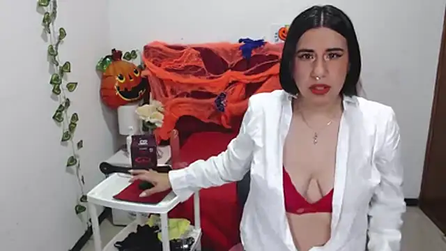 Julieta curvy69 online show from 10.24.25