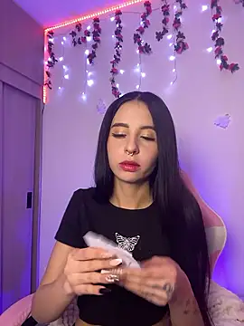 Lia  1 online show from 01.13.26