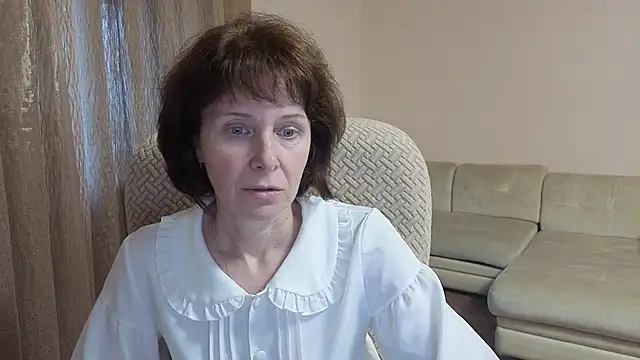 Lia Tito online show from 10.06.25