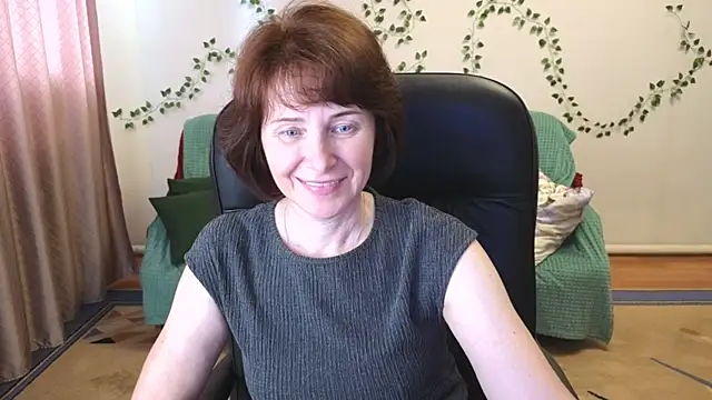 Snapshot of Lia_Tito chatting on 06.16.26 Lia Tito online show from 06.16.26