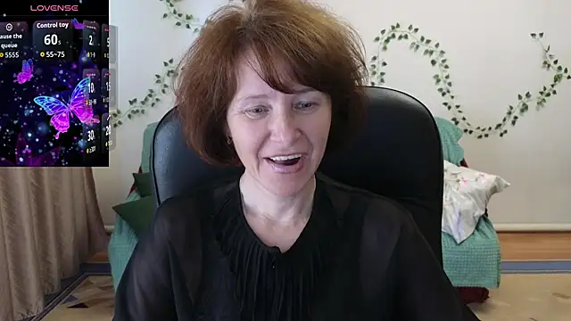 Snapshot of Lia_Tito chatting on 07.17.26 Lia Tito online show from 07.17.26