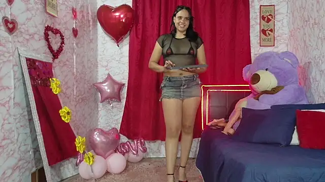 Snapshot of NataliaAr- chatting on 09.20.25 NataliaAr- online show from 09.20.25