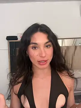 Snapshot of MonicaSalvatore chatting on 03.04.26 MonicaSalvatore online show from 03.04.26