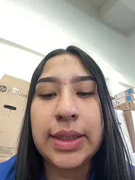 BELLAALEJA online show from 04.22.26