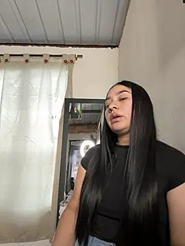 Snapshot of BELLAALEJA chatting on 07.20.26 BELLAALEJA online show from 07.20.26
