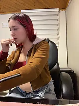 Karen18 boobs online show from 11.07.25