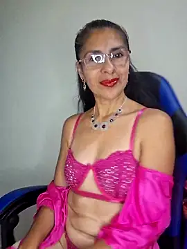 Snapshot of Natasha_50 chatting on 12.18.25 Natasha 50 online show from 12.18.25