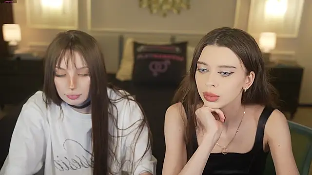 Regina Sweet054 online show from 04.17.26