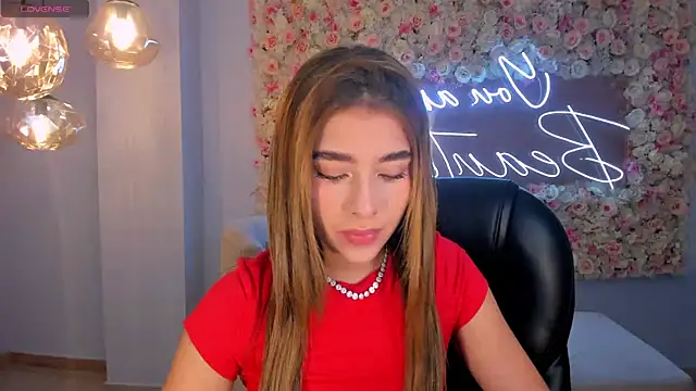 Snapshot of IbizaJacobs chatting on 10.23.25 IbizaJacobs online show from 10.23.25