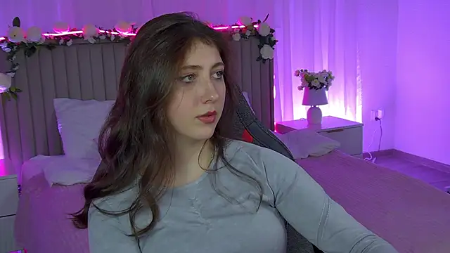 Mary Miiller online show from 12.19.25