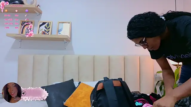 Emely Deluxe online show from 05.24.26