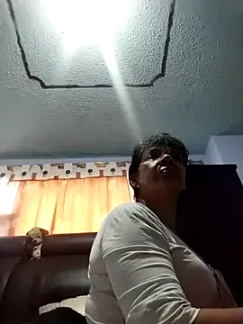 OliviaMorris1 online show from 10.10.25