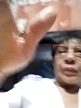 OliviaMorris1 online show from 10.30.25