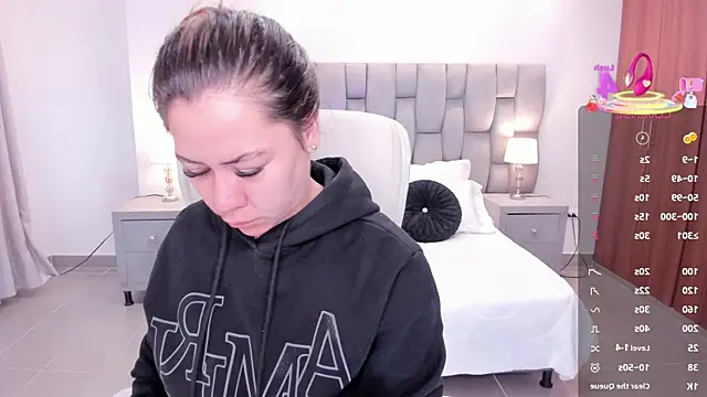 Brandy priscot online show from 09.18.25