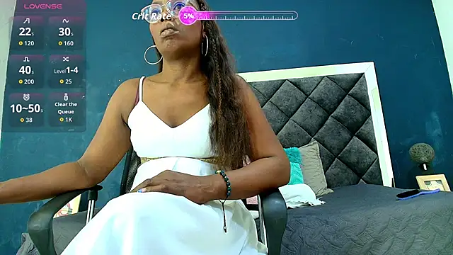 Snapshot of ebony__jheim chatting on 12.20.25 ebony jheim online show from 12.20.25