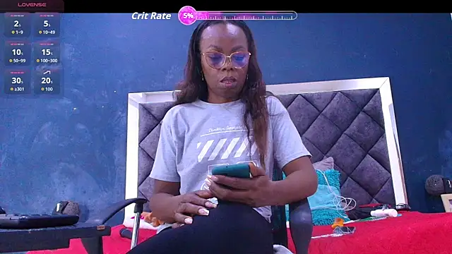Snapshot of ebony__jheim chatting on 06.10.26 ebony jheim online show from 06.10.26