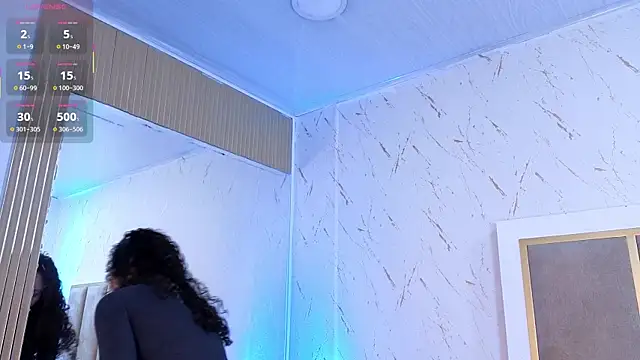 Snapshot of samanthaThoms chatting on 11.24.25 samanthaThoms online show from 11.24.25