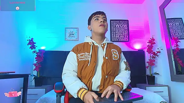 Lucass love online show from 02.15.26