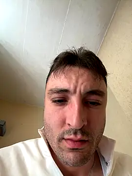 Snapshot of SemprePerverso chatting on 10.16.25 SemprePerverso online show from 10.16.25