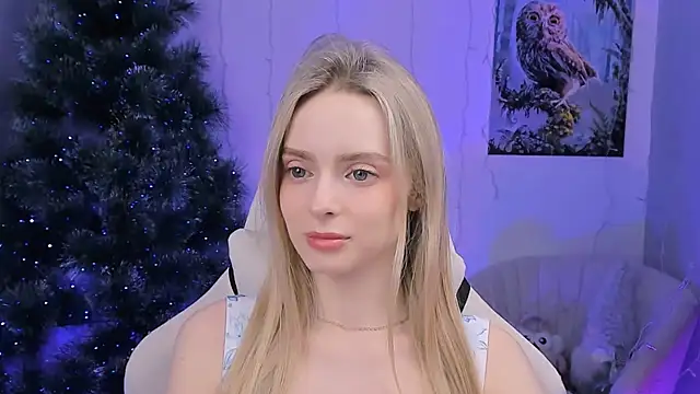 JuliaBrewwer online show from 12.15.25