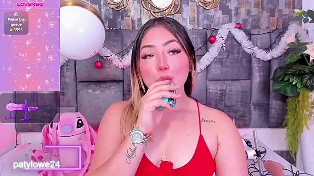 Snapshot of PatyLawrence chatting on 01.09.26 PatyLawrence online show from 01.09.26