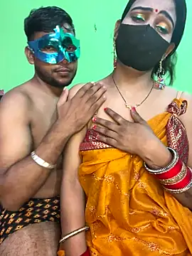 Snapshot of SEXY-SIMI-BHABI chatting on 09.29.25 SEXY-SIMI-BHABI online show from 09.29.25