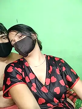 Snapshot of SEXY-SIMI-BHABI chatting on 10.05.25 SEXY-SIMI-BHABI online show from 10.05.25