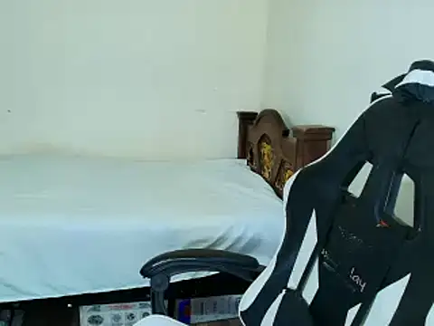 max love255 online show from 10.26.25