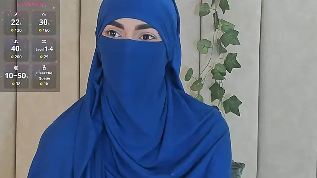  Zahiira  online show from 10.04.25