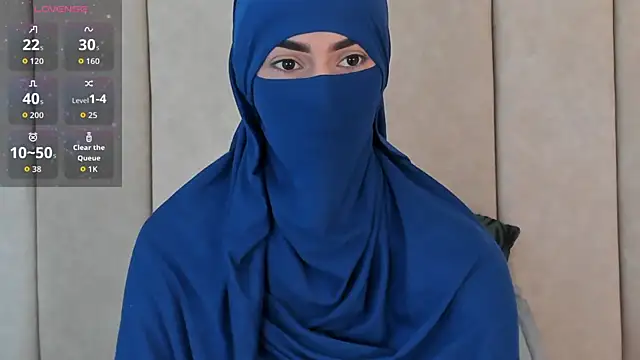  Zahiira  online show from 12.17.25