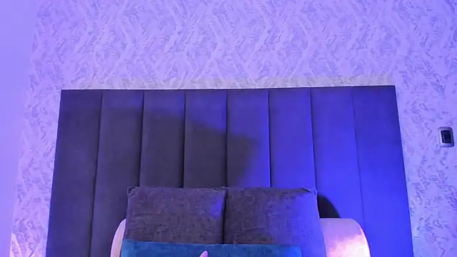 dana hazze online show from 11.25.25