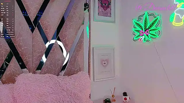 Snapshot of ScarlettRusso1 chatting on 12.15.25 ScarlettRusso1 online show from 12.15.25