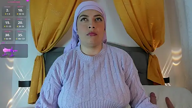 Snapshot of Noortaheri88 chatting on 09.16.25 Noortaheri88 online show from 09.16.25